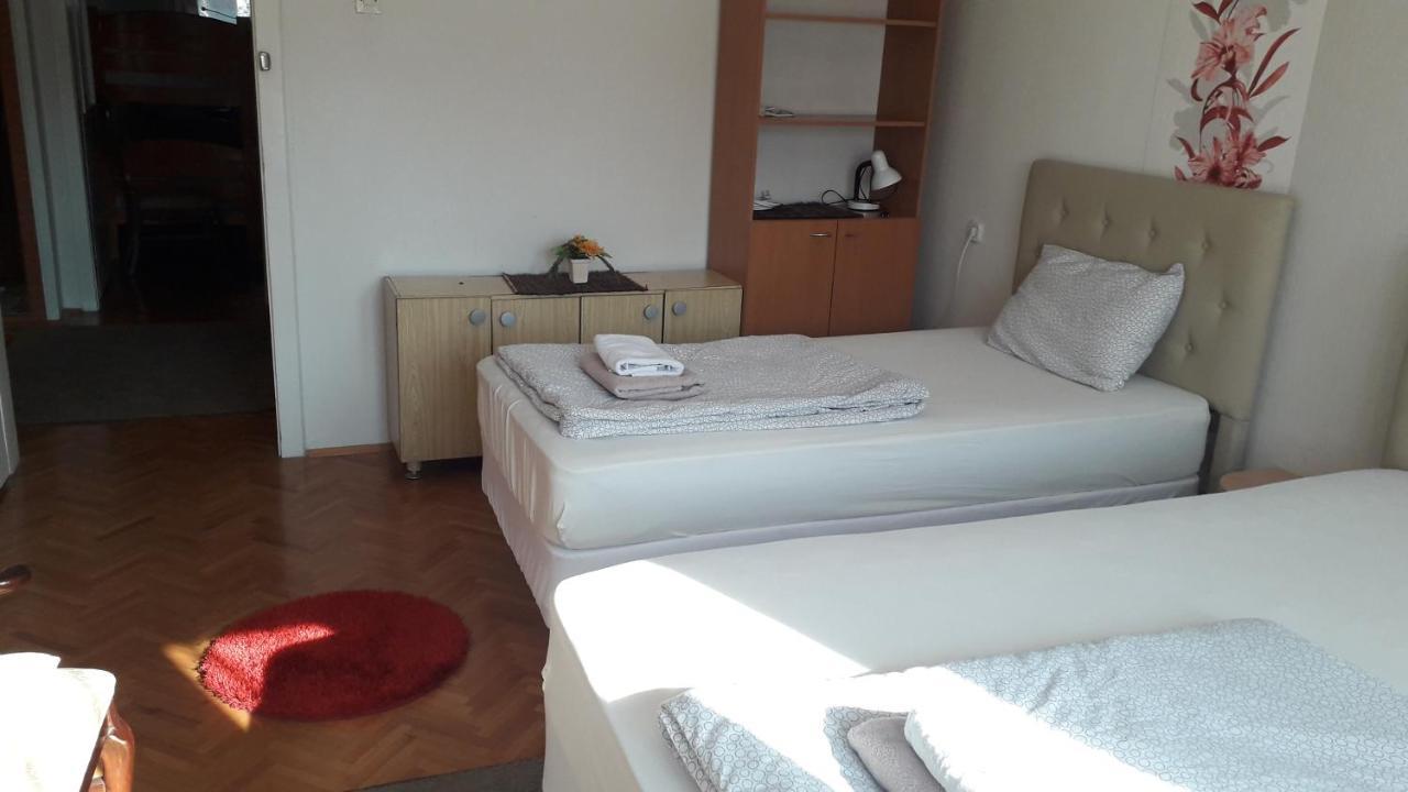 The Most Central Skopje Apartment Exterior photo